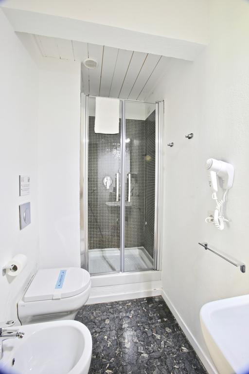 Budget Rooms Cagliari Eksteriør billede