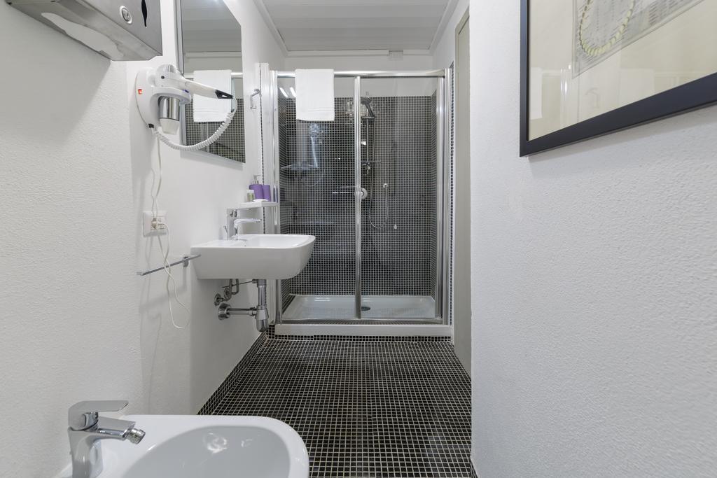 Budget Rooms Cagliari Eksteriør billede