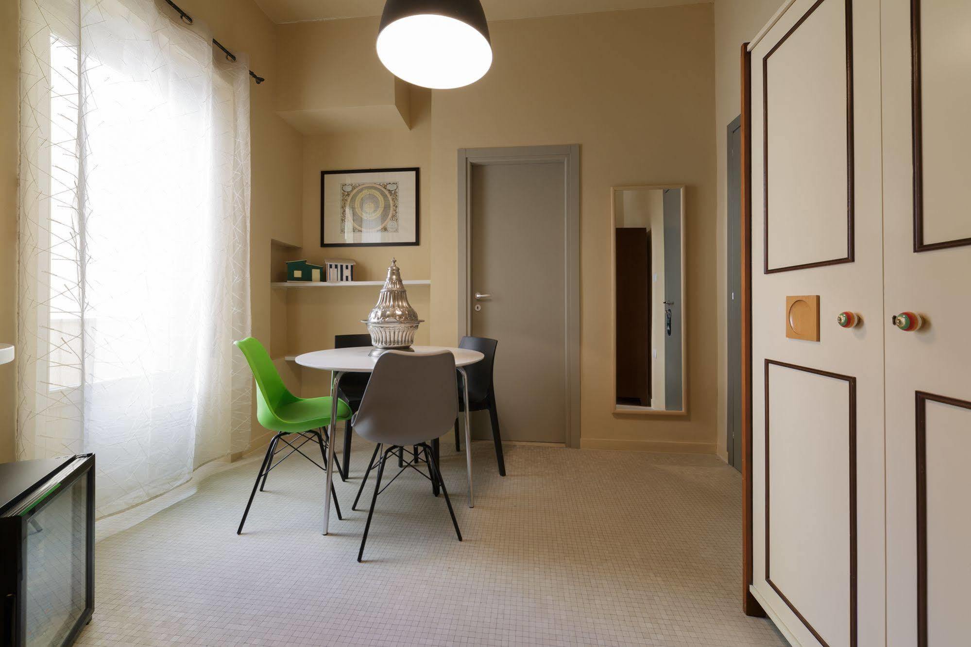 Budget Rooms Cagliari Eksteriør billede